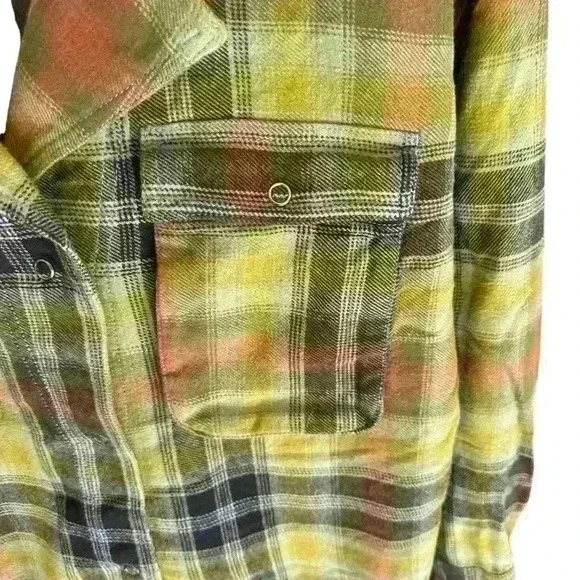 Free People We The Free Izzie Cargo Shirt Olive Combo NWOT Xs Shacket - Picture 5 of 10